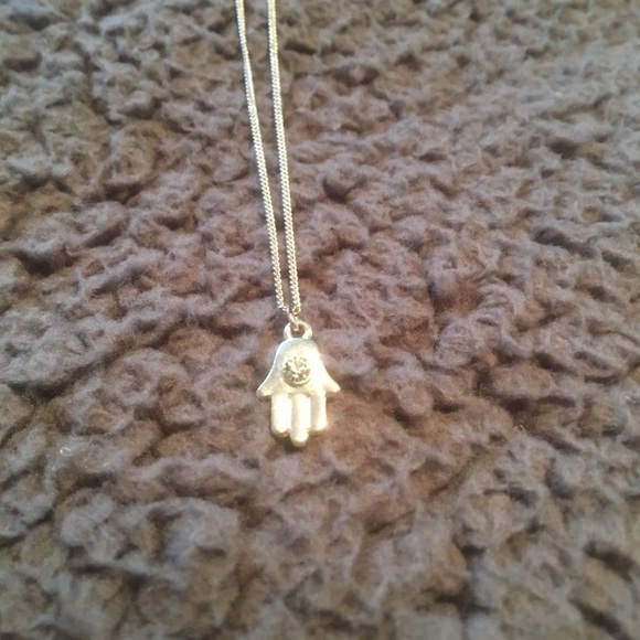🌵Lauren Conrad Hamsa Hand Necklace - Picture 1 of 2